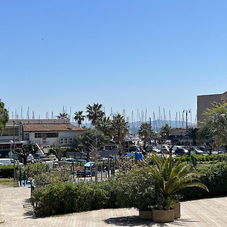 Holidays Hyères Pokoj fotografie